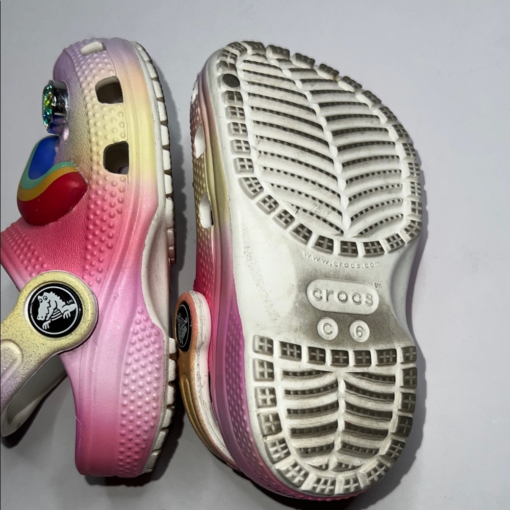 CROCS Kids Multicolor Sandals with Fun Charms - Picture 6 of 9